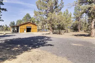 17500 Forked Horn Dr, Sisters, OR 97759 - Photo 1