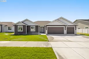 307 Sage St, Boardman, OR 97818 - Photo 1