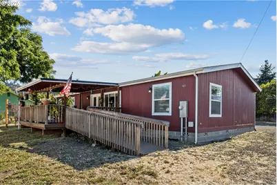 465 SE Gregory Dr, Winston, OR 97496 - Photo 1