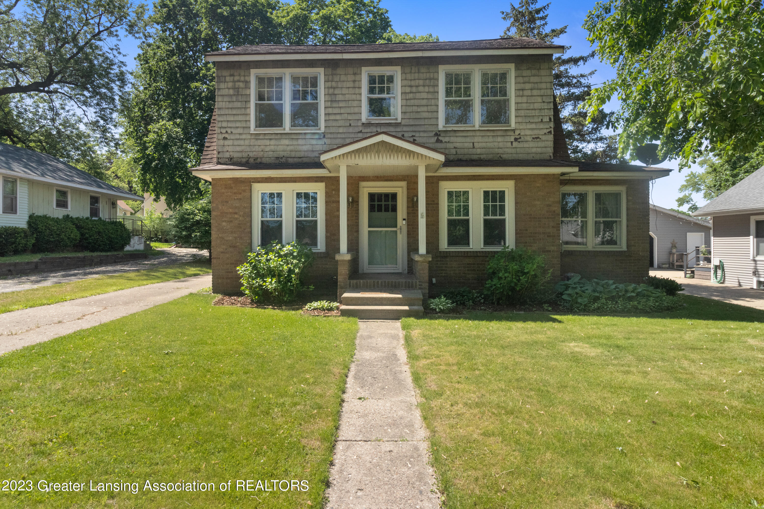 210 E Oak Grove Ave, Parchment, MI 49004 MLS 273357 Coldwell Banker