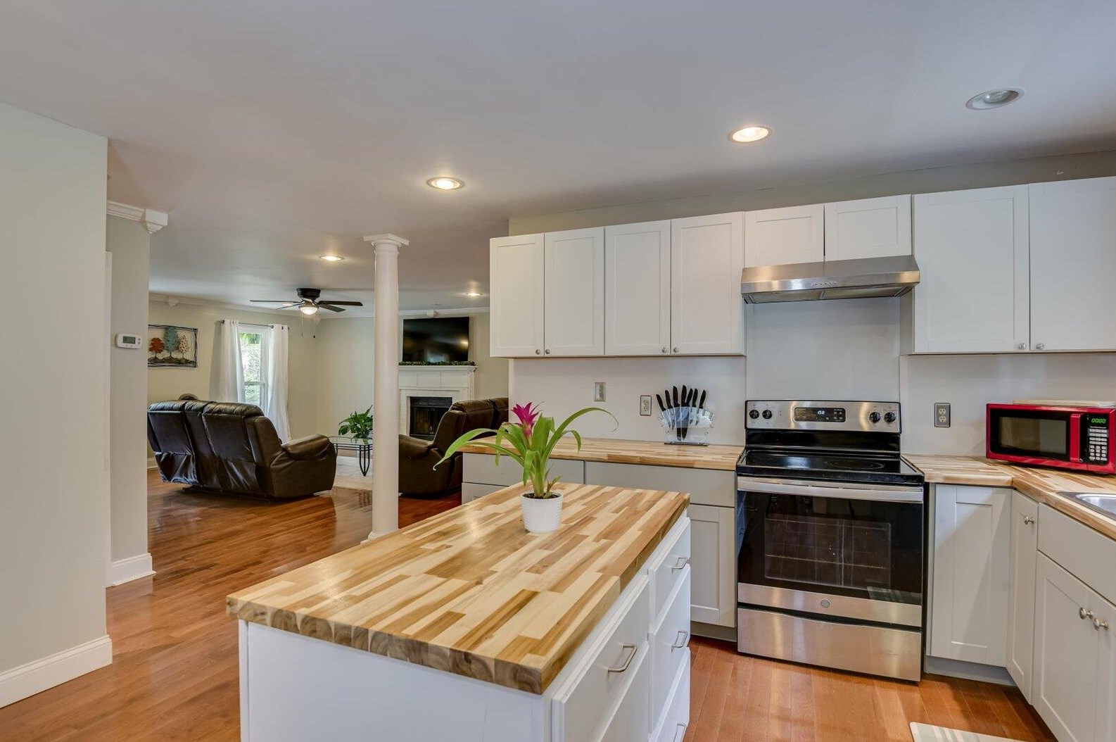 1151 Ridgemont Dr, Aiken SC  29803-8846 exterior