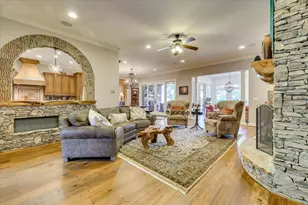 129 E Pleasant Colony Dr, Aiken, SC 29803 - Photo 7