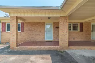 61 Bignon St, Barnwell, SC 29812 - Photo 7