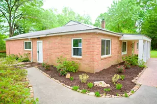 85 John St, Williston, SC 29853 - Photo 3