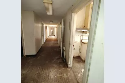 102 W Market Street, Timmonsville, SC 29161 - Photo 5