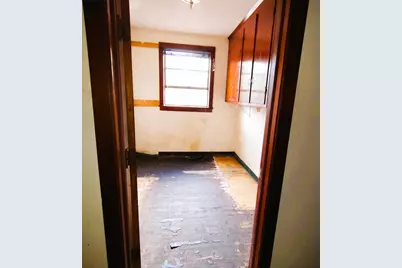 102 W Market Street, Timmonsville, SC 29161 - Photo 13