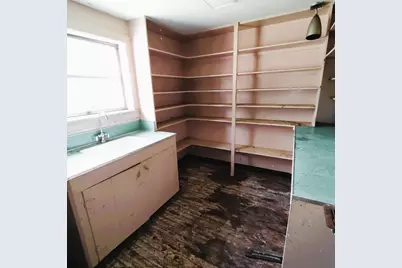 102 W Market Street, Timmonsville, SC 29161 - Photo 15