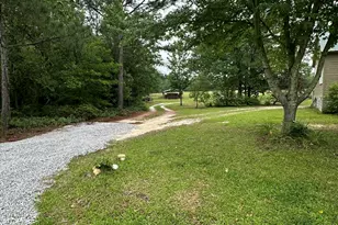 615 Browns Pond Rd, Wagener, SC 29164 - Photo 27