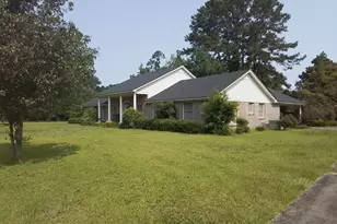 471 7th St, Fairfax, SC 29827 - Photo 5