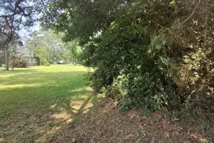 471 7th St, Fairfax, SC 29827 - Photo 11