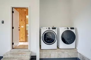 1421 Edgefield Rd, North Augusta, SC 29860 - Photo 15