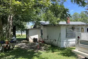 19897 Solomon Blatt Ave, Blackville, SC 29817 - Photo 5