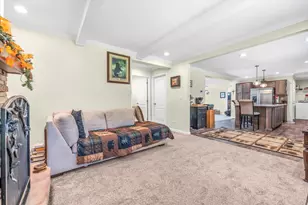 152 Ridgelake Cir, Saint Matthews, SC 29135 - Photo 19