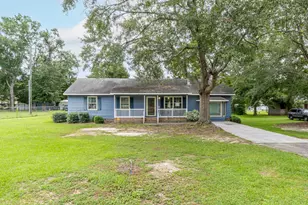 240 Camelia St, Barnwell, SC 29812 - Photo 1