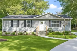 209 Thurmond St, Edgefield, SC 29824 - Photo 1