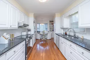 237 Wigfall St, Edgefield, SC 29824 - Photo 5