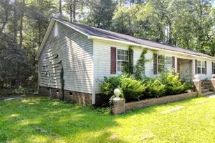 305 Bayview Cir, Hartsville, SC 29550 - Photo 9