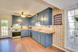 324 Laurens St SW, Aiken, SC 29801 - Photo 5