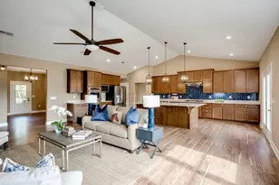 307 Fox Tail Ct, Aiken, SC 29803 - Photo 3