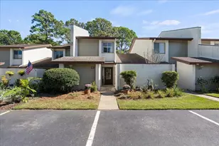 5 Marsh Harbor Dr, Beaufort, SC 29907 - Photo 1