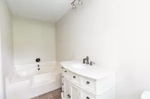 220 Destiny Ln, Aiken, SC 29805 - Photo 11