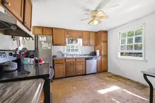 1003 Drew Dr, Darlington, SC 29532 - Photo 5