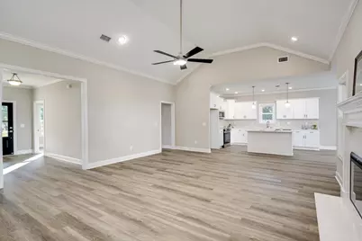 206 Edgefield Avenue NE, Aiken, SC 29801 - Photo 5