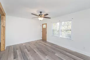 306 Crystal Lake Dr, North Augusta, SC 29841 - Photo 5