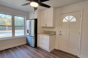 129 Virginia Ave, Barnwell, SC 29812 - Photo 3