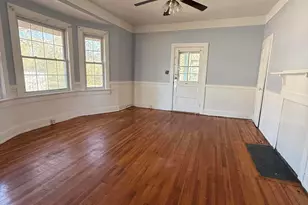 136 McCary St, Edgefield, SC 29824 - Photo 3