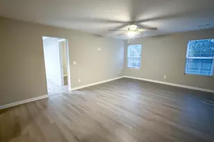 2046 Garnet Ln, Aiken, SC 29803 - Photo 9