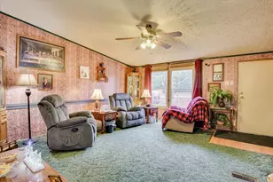 126 Airport Rd, Wagener, SC 29164 - Photo 9