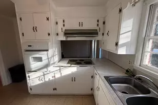 1103 Jeter St, Edgefield, SC 29824 - Photo 5