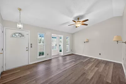 805 Long Branch Circle, Williston, SC 29853 - Photo 5