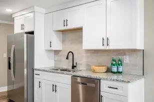 523 Newberry St NW, Aiken, SC 29801 - Photo 7