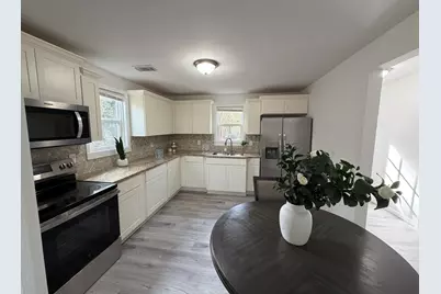 447 Glover Street, Edgefield, SC 29824 - Photo 9