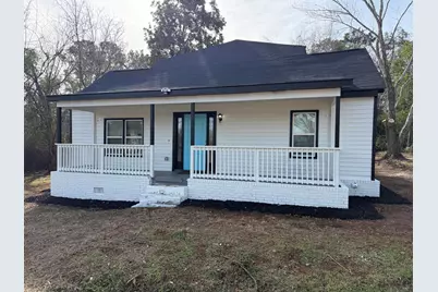 447 Glover Street, Edgefield, SC 29824 - Photo 1