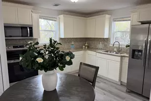 447 Glover St, Edgefield, SC 29824 - Photo 5