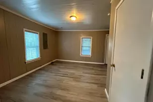 408 Brooks St, Edgefield, SC 29824 - Photo 9