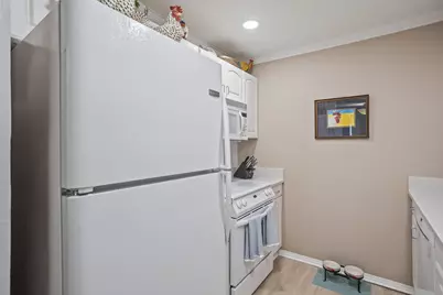 325 Laurens SW #D-10, Aiken, SC 29801 - Photo 11