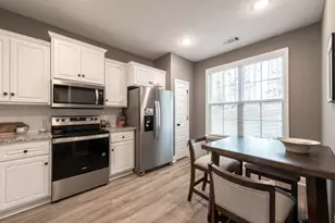 286 Pine St, Gloverville, SC 29828 - Photo 7