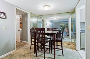 327 Laurens St SW, Aiken, SC 29801 - Photo 3