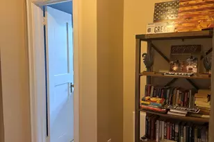 823 Sunset Dr, Greenwood, SC 29646 - Photo 15