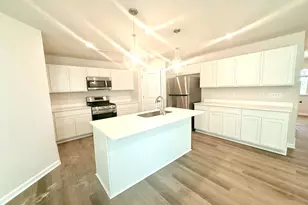 1041 Tabor Pl, Aiken, SC 29801 - Photo 9