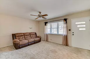 139 Elizabeth St, Warrenville, SC 29851 - Photo 3