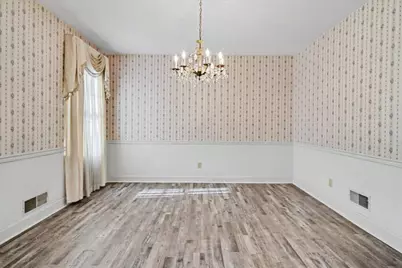 900 Naples Avenue, Cayce, SC 29033 - Photo 9