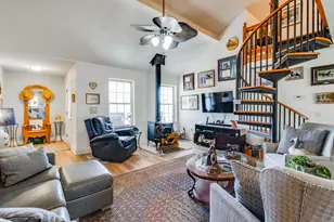 1080 Fox Young Rd, Wagener, SC 29164 - Photo 13