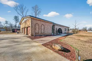 323 Longhorn Rd, Hephzibah, GA 30815 - Photo 5