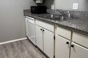 319 Laurens St SW, Aiken, SC 29801 - Photo 11