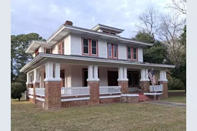 307 N Lee Street, Bishopville, SC 29010 - Photo 1